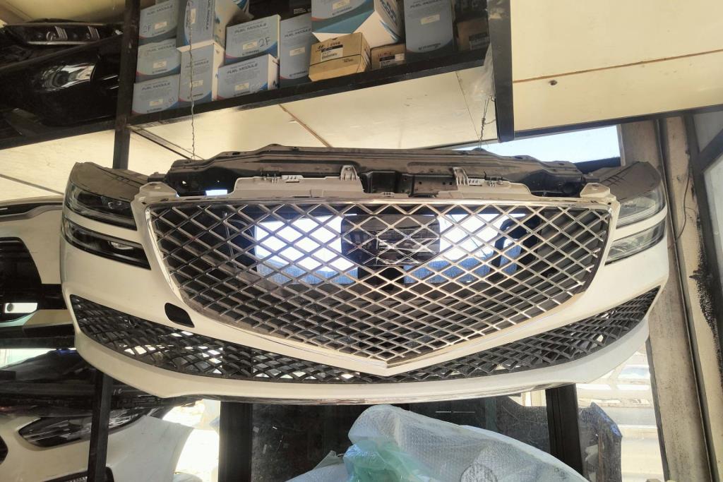 واجهة أمامية طمبون جينيسيس G70 2022 2023