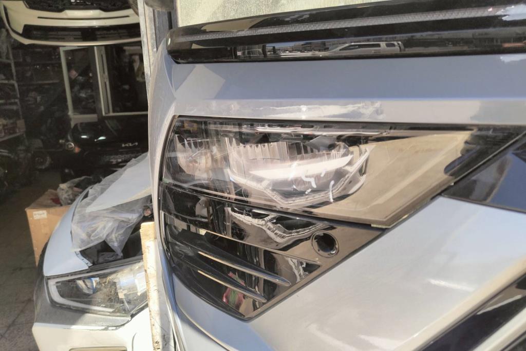 Lights Front light Hyundai Sonata