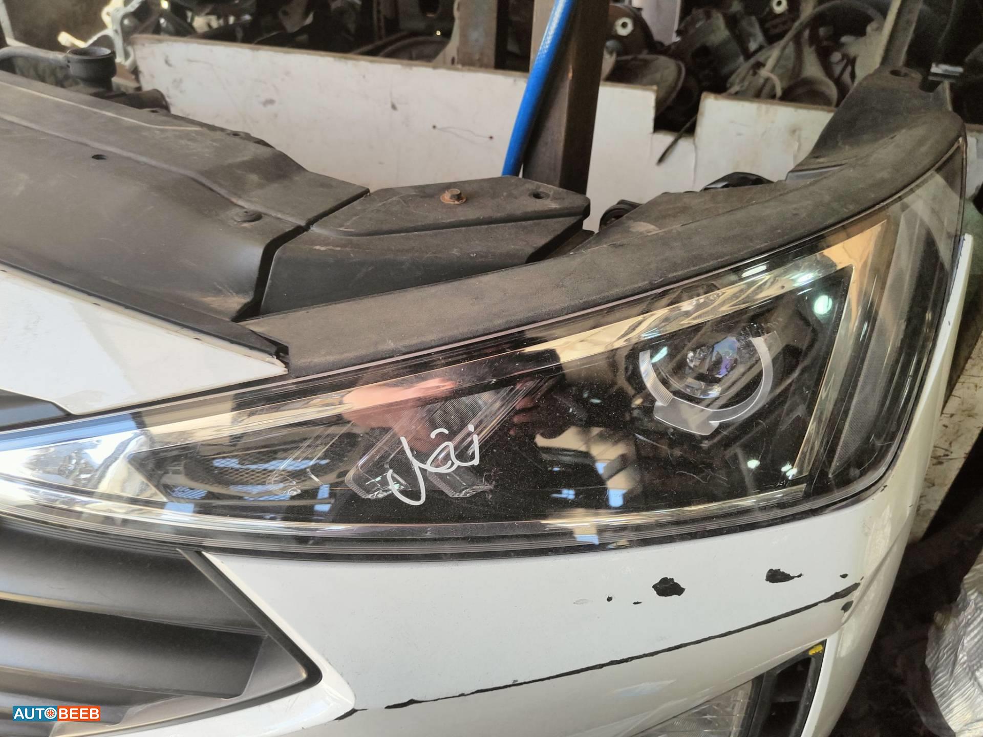 Lights Front light Hyundai Elantra