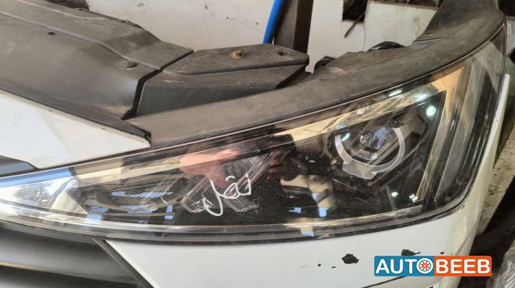 Lights Front light Hyundai Elantra