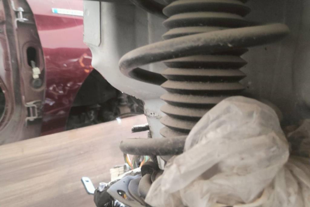  Shock Absorber Ford Escape