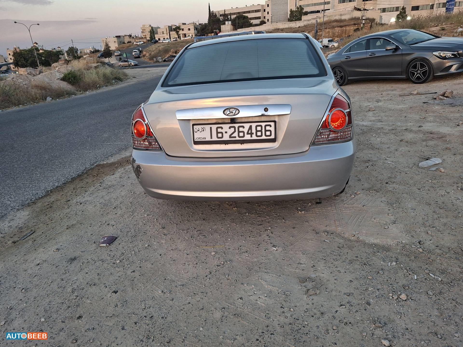 هيونداي افانتي 2004
