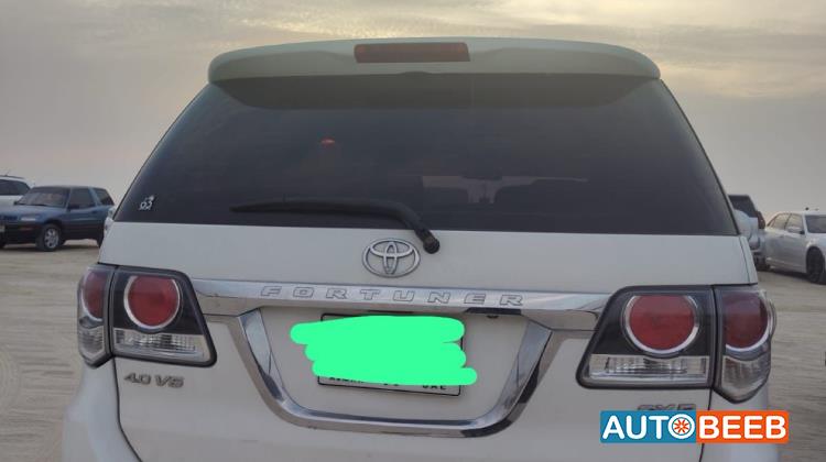 Toyota Fortuner 2015