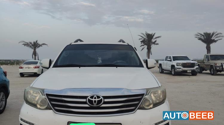 Toyota Fortuner 2015