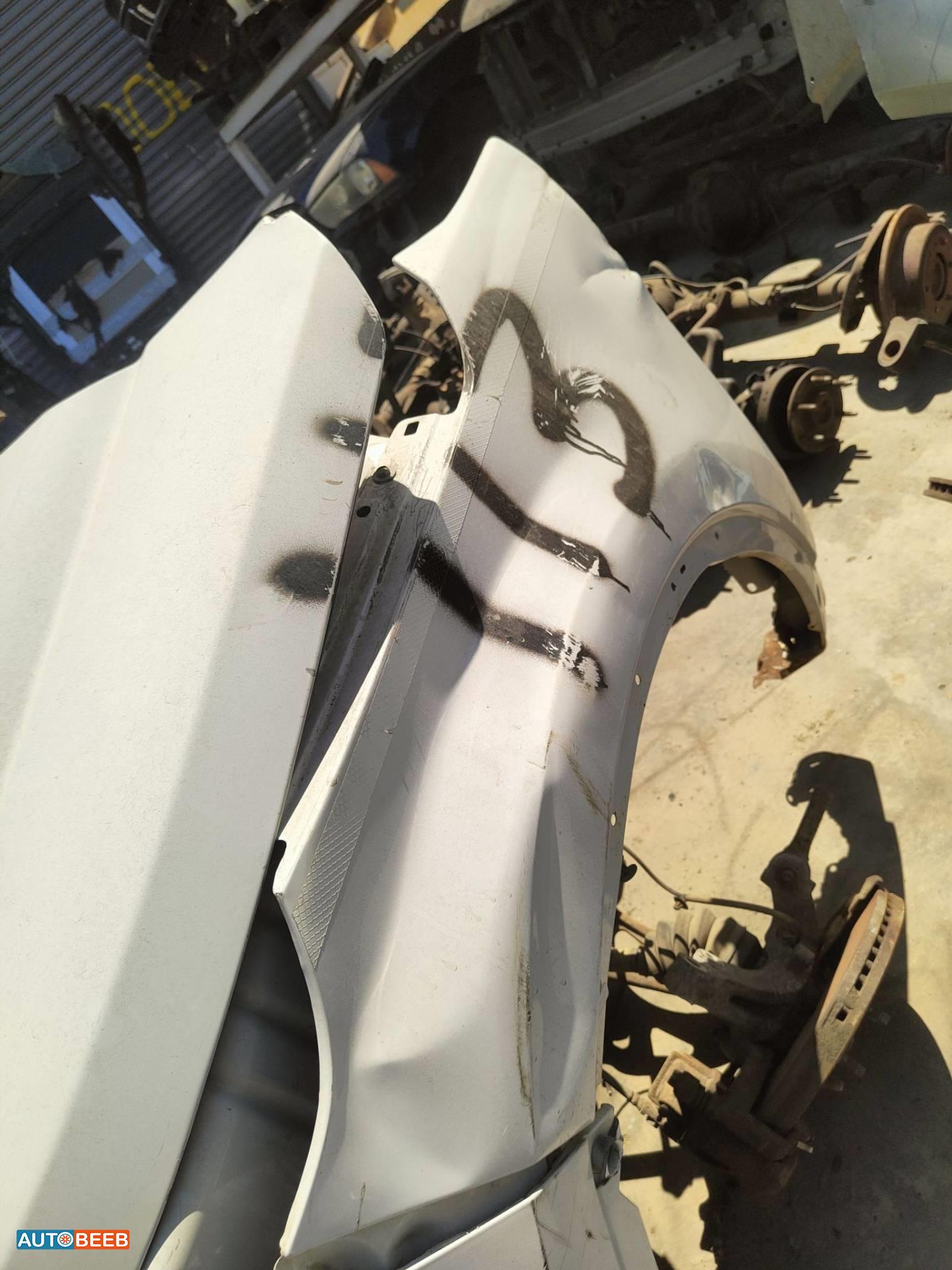 Body  Fenders  Ford Explorer