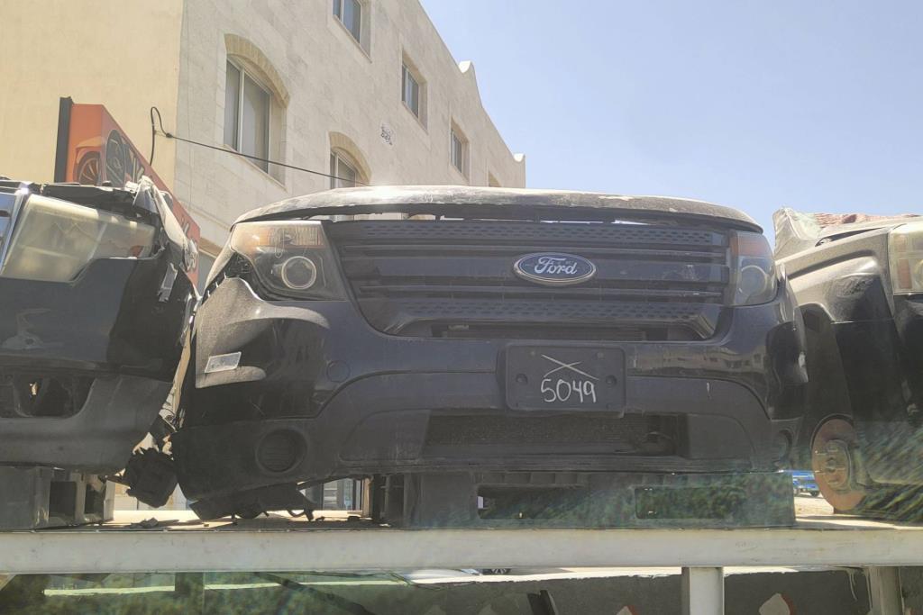 Body  Bumper Ford Explorer