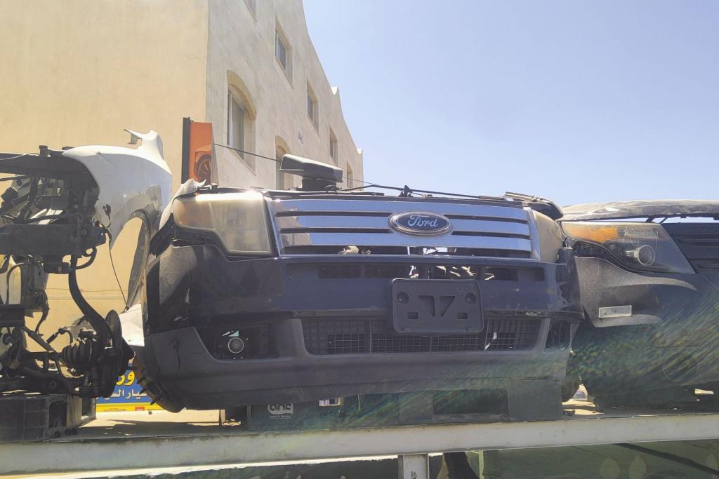 Body  Bumper Ford Edge