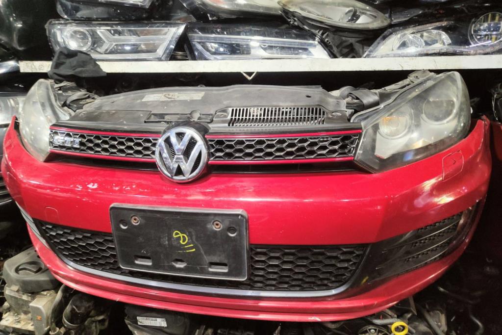 واجهة أمامية طمبون فولكس فاجن جولف mk6 2010 2011