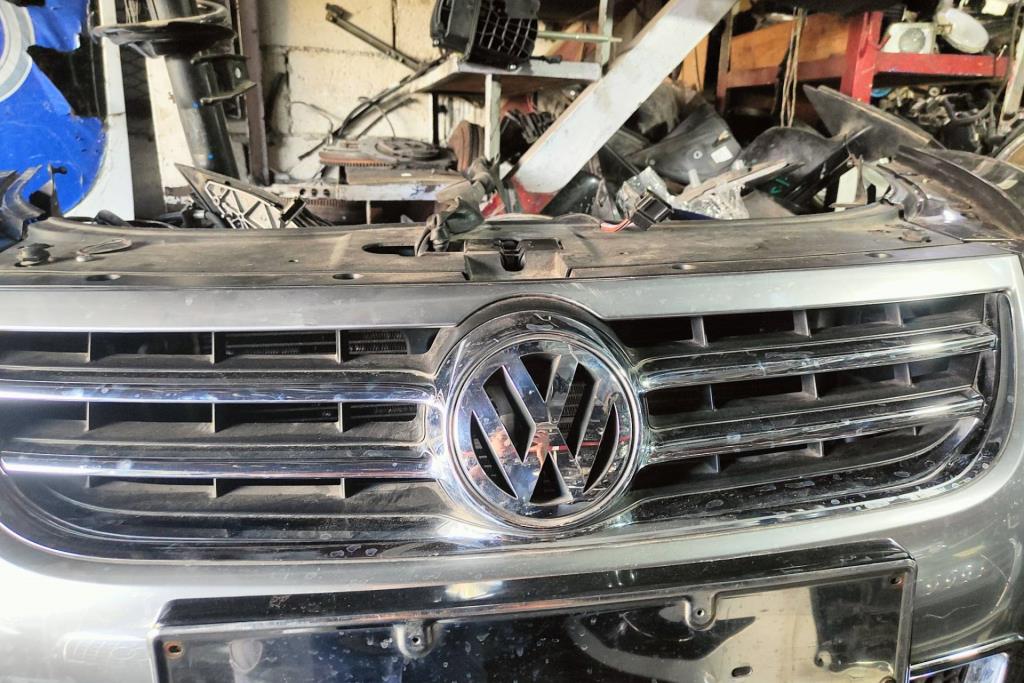 Body  Grilles Volkswagen Touareg