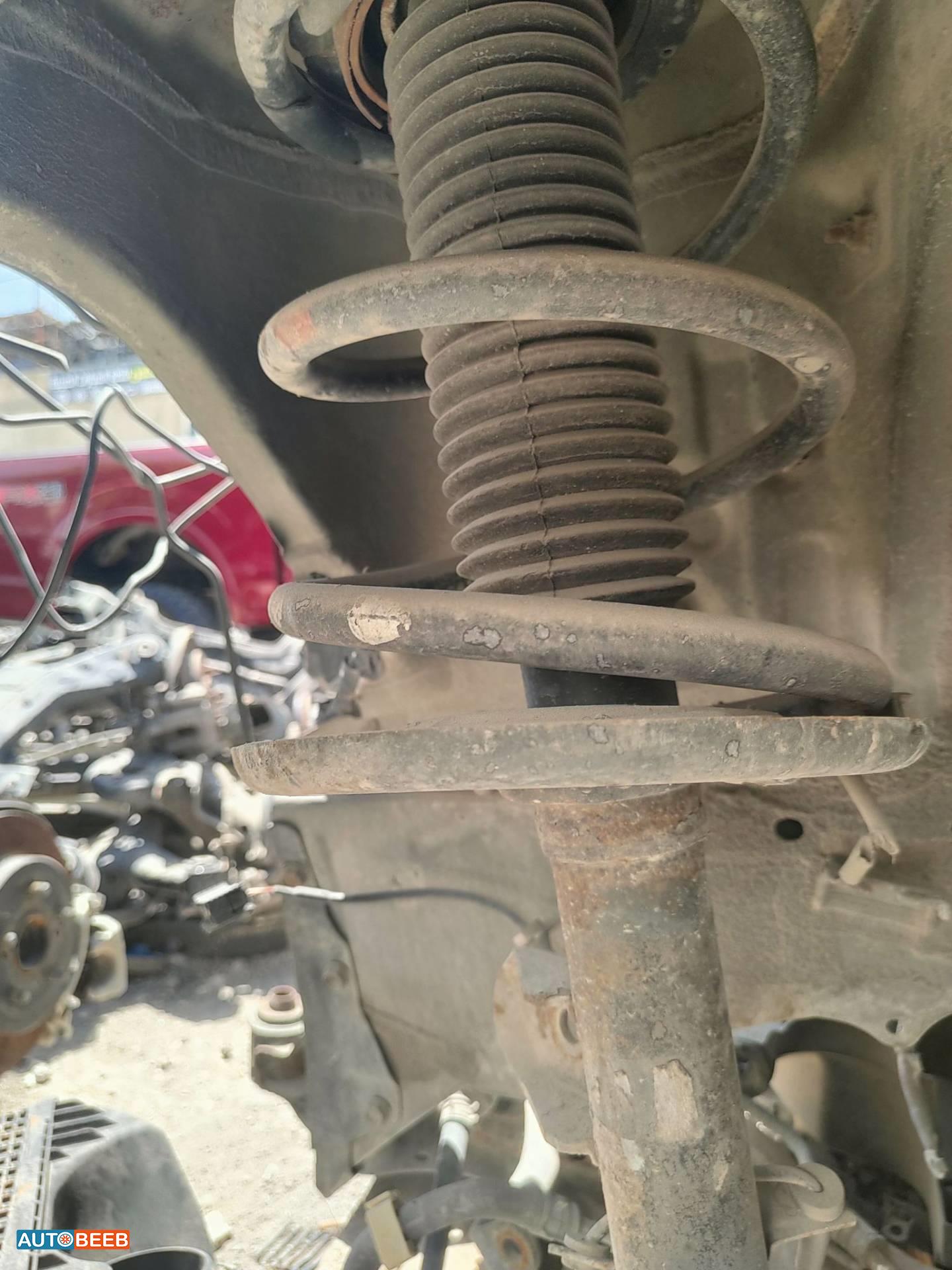  Shock Absorber Nissan Pathfinder