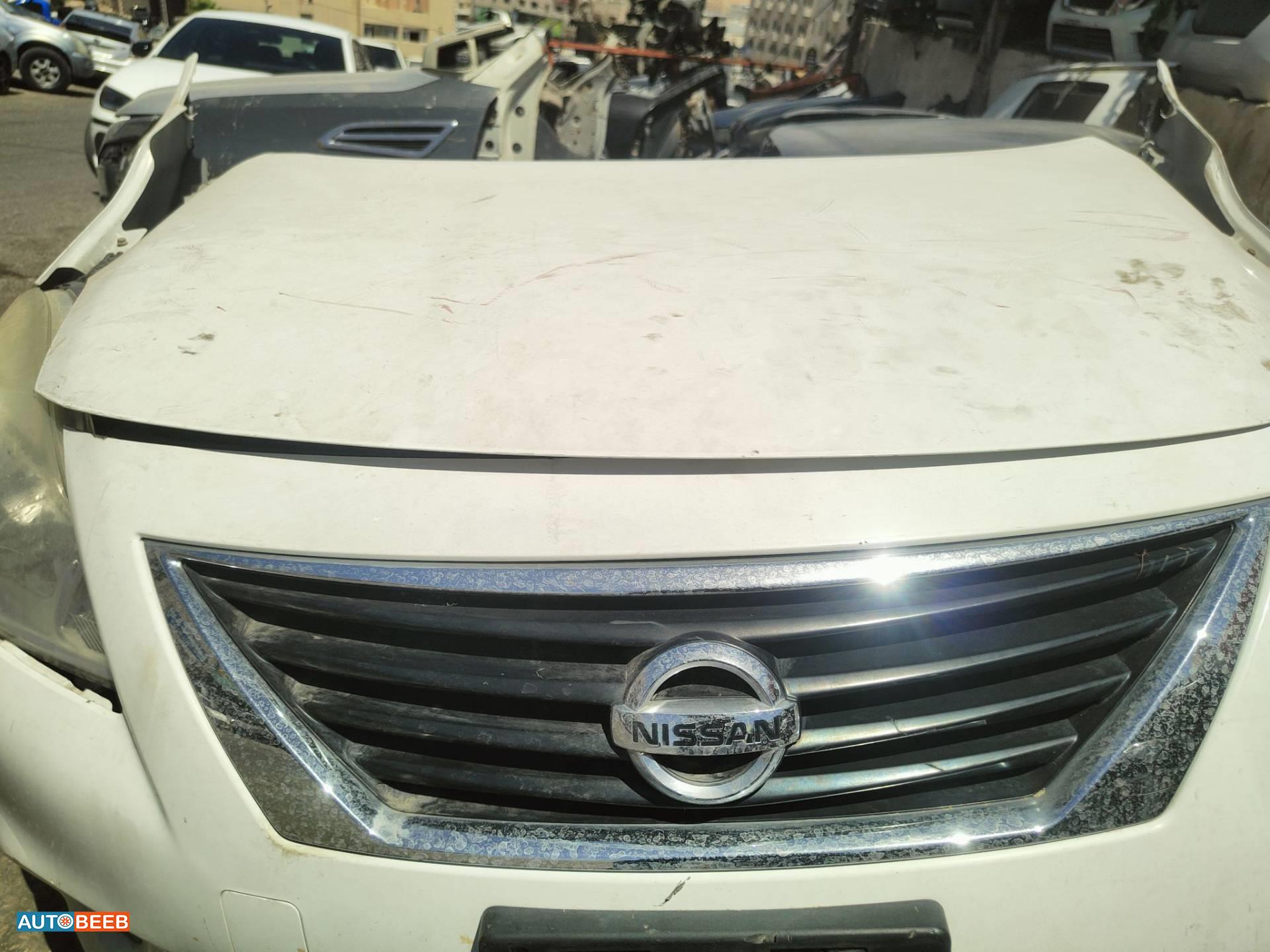 Body  Grilles Nissan Sunny