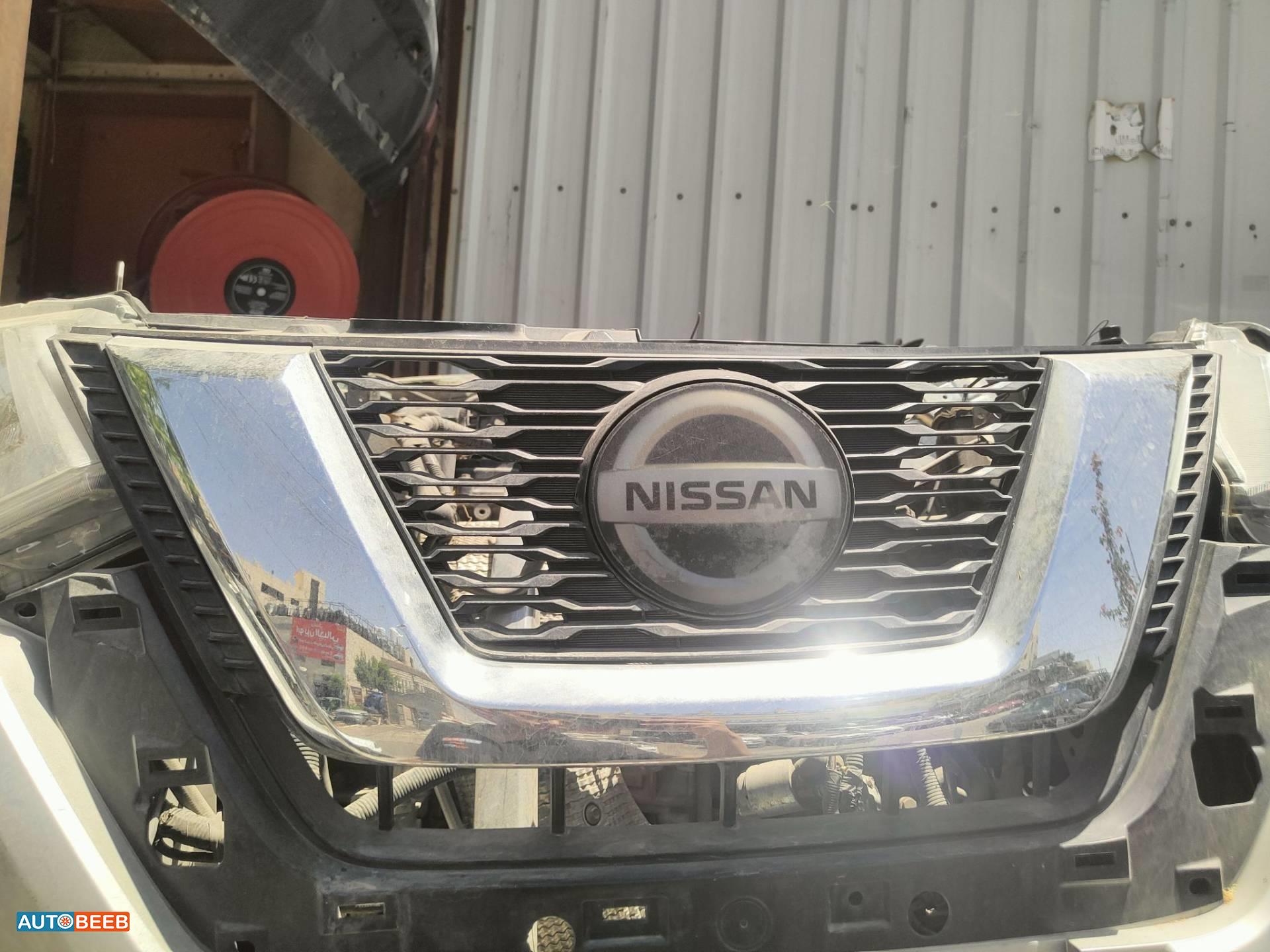 Body  Grilles Nissan X-Trail