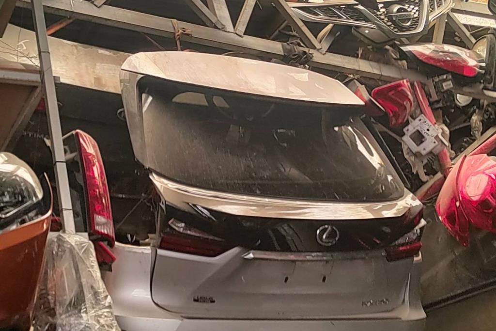 غطاء خلفي لكزس Rx450 2016 2017 2018