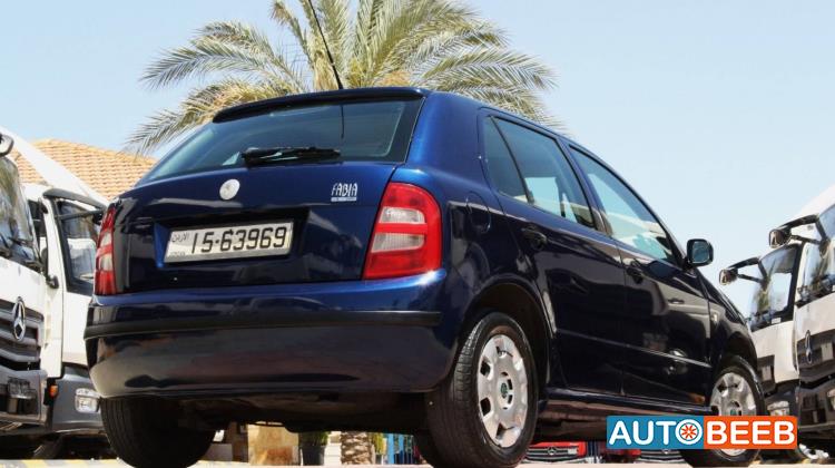 سكودا فابيا 2003