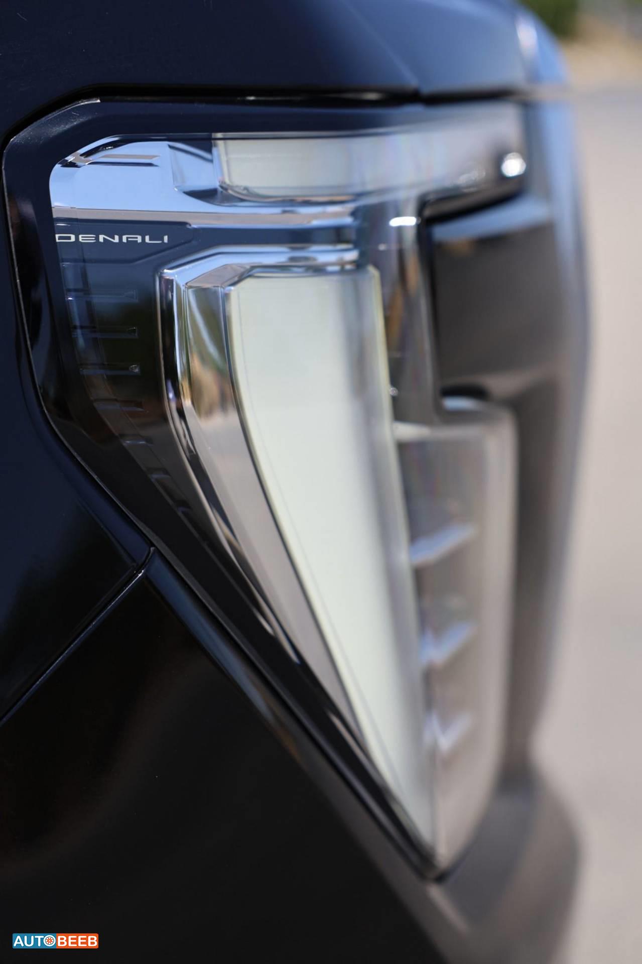 GMC Yukon 2025