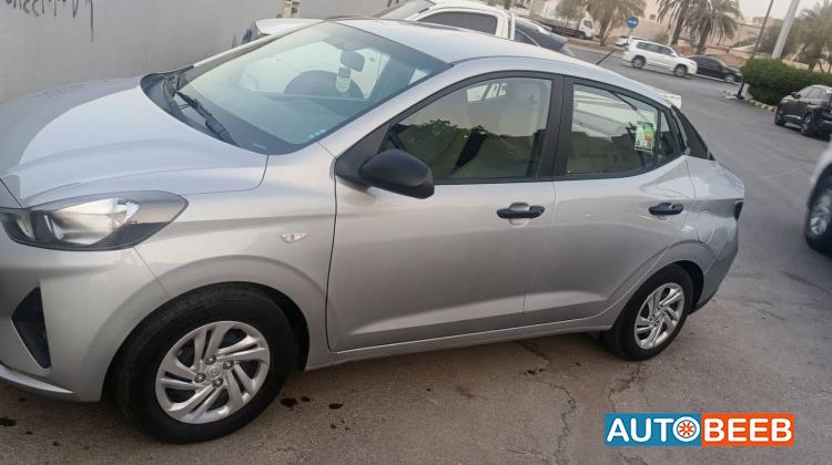 Hyundai i10 2023