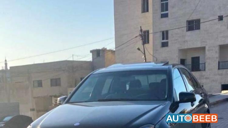 مرسيدس بنز C200 2012