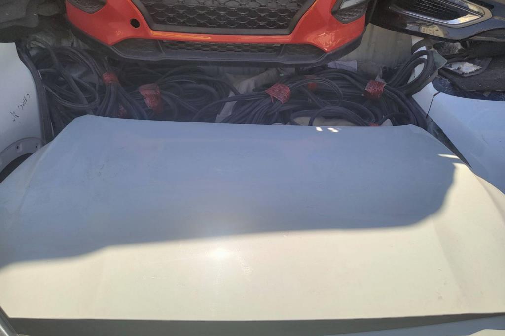 Body  Hood Hyundai kona