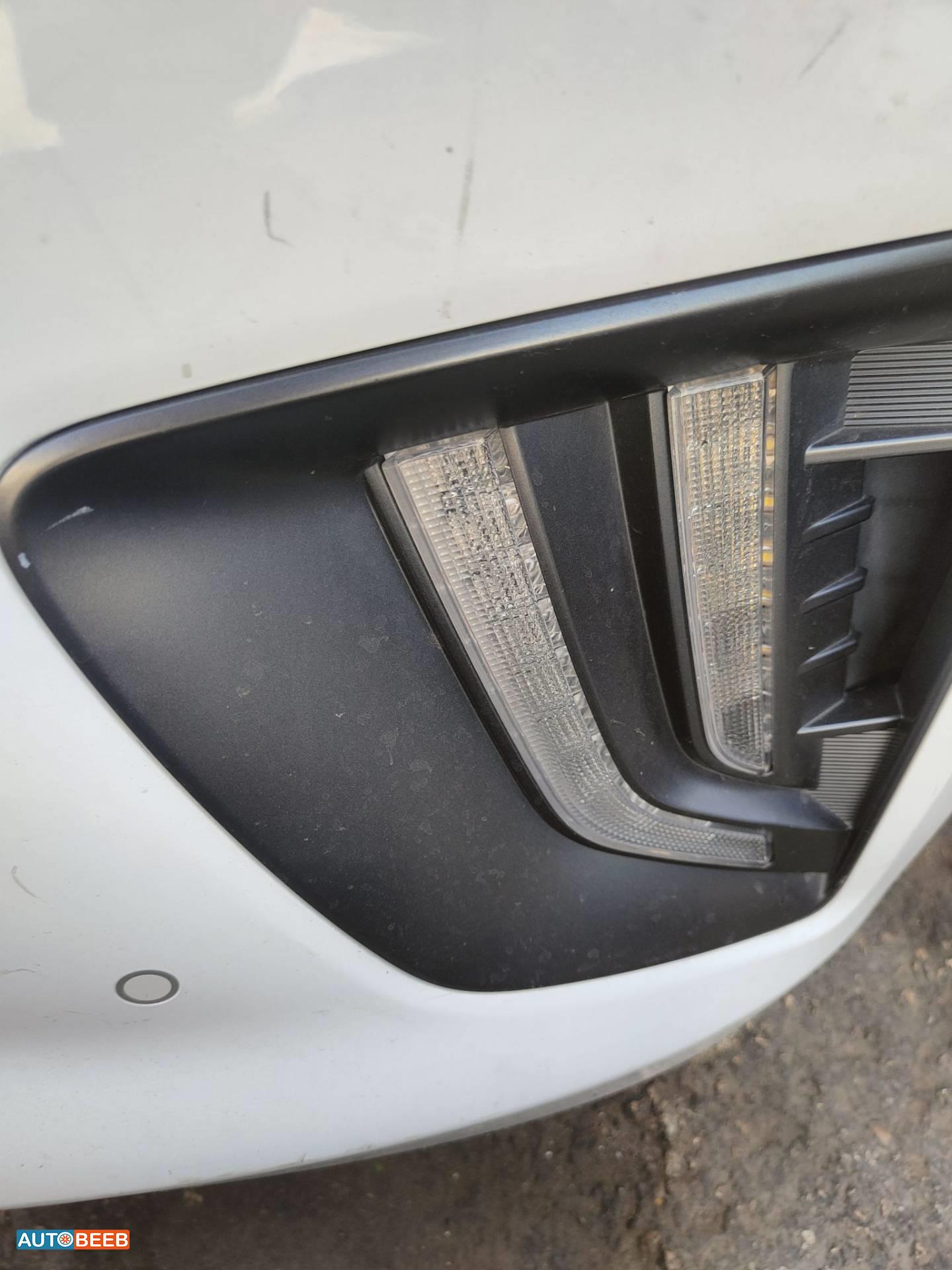 Lights Spotlight Hyundai Ioniq