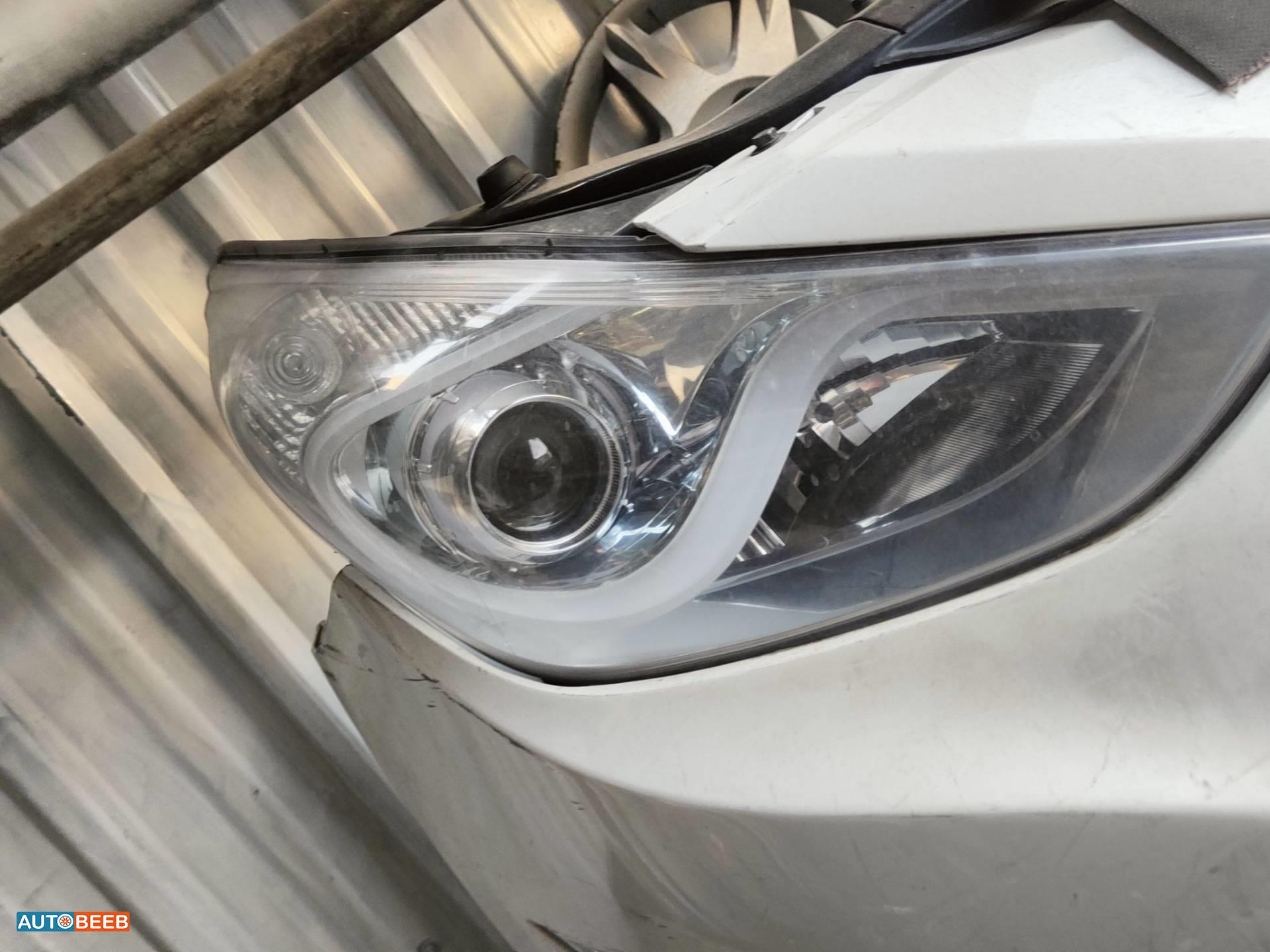 Lights Front light Hyundai Sonata