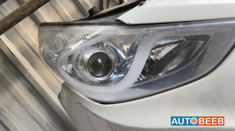 Lights Front light Hyundai Sonata