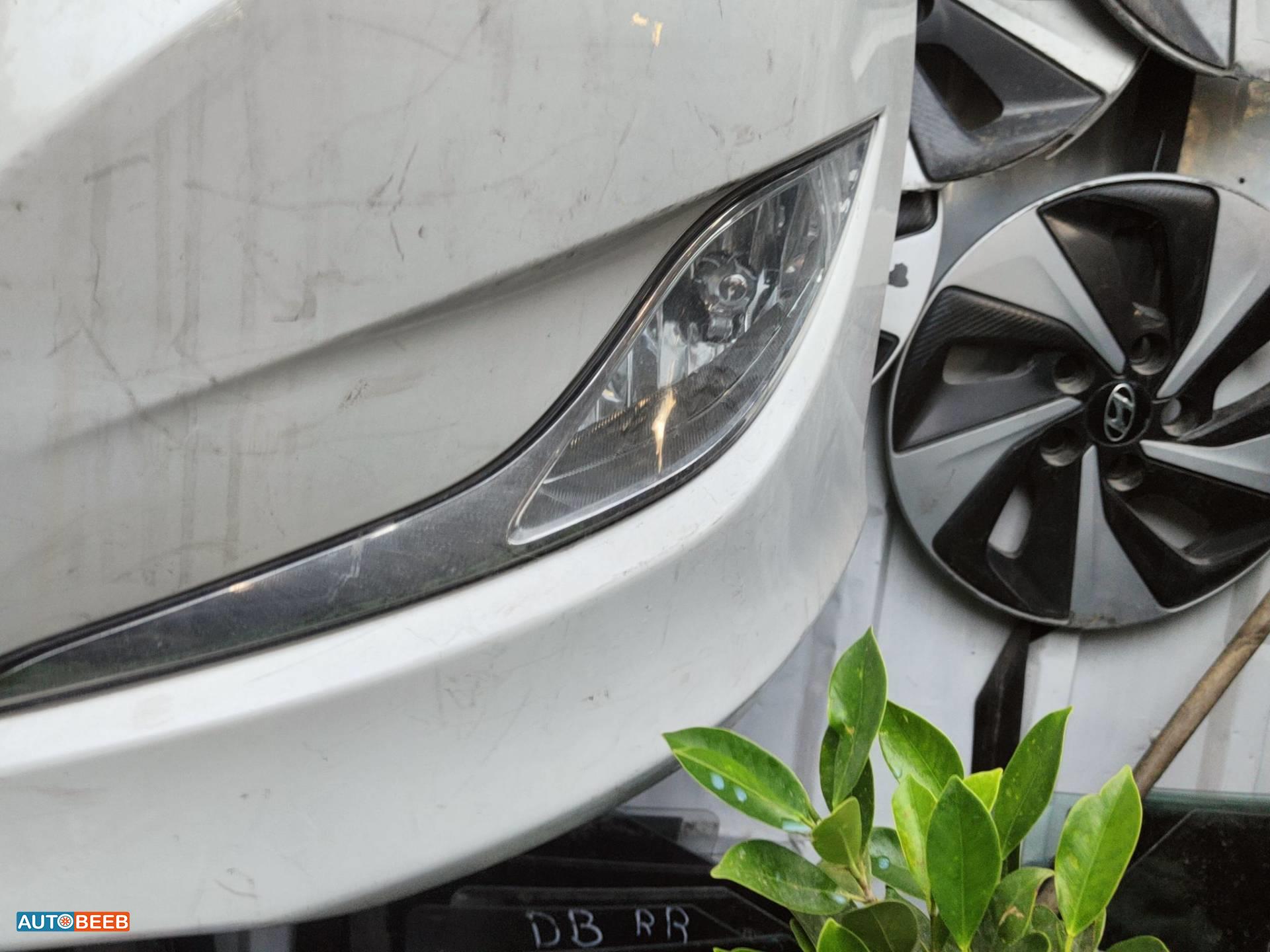 Lights Spotlight Hyundai Sonata
