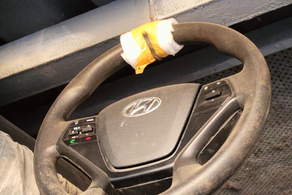 Cabin  Steering Wheel Hyundai Sonata