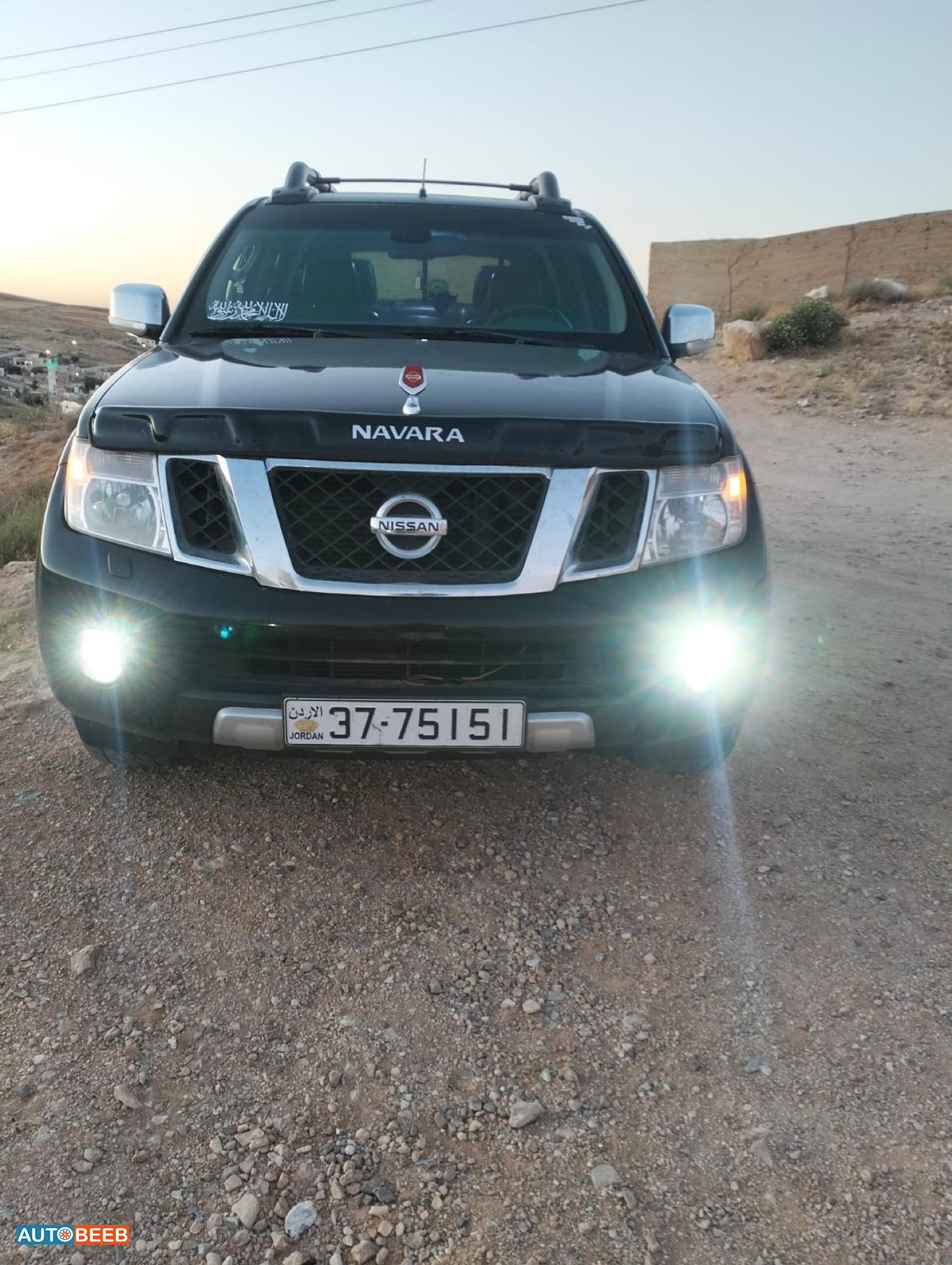 نيسان نافارا 2013