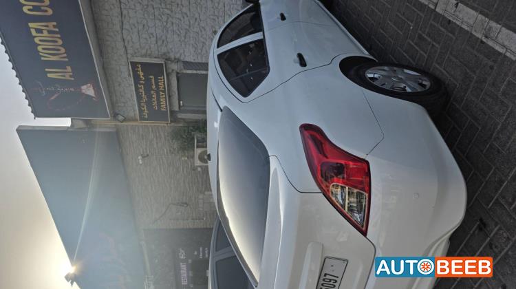 Nissan Sunny 2018