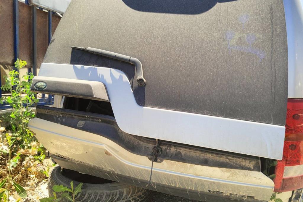Body  Trunk Land Rover Discovery