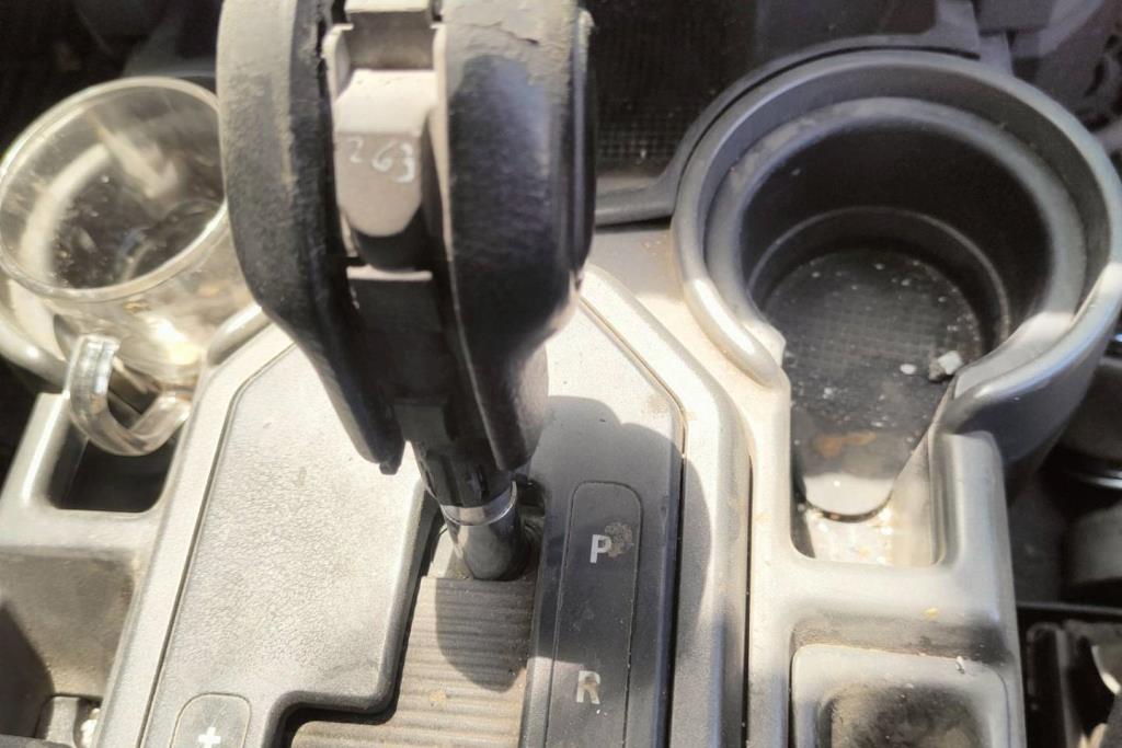 Cabin  Control buttons Land Rover Discovery