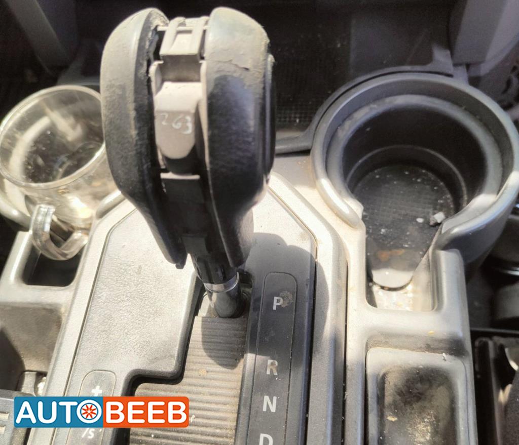 Cabin  Control buttons Land Rover Discovery
