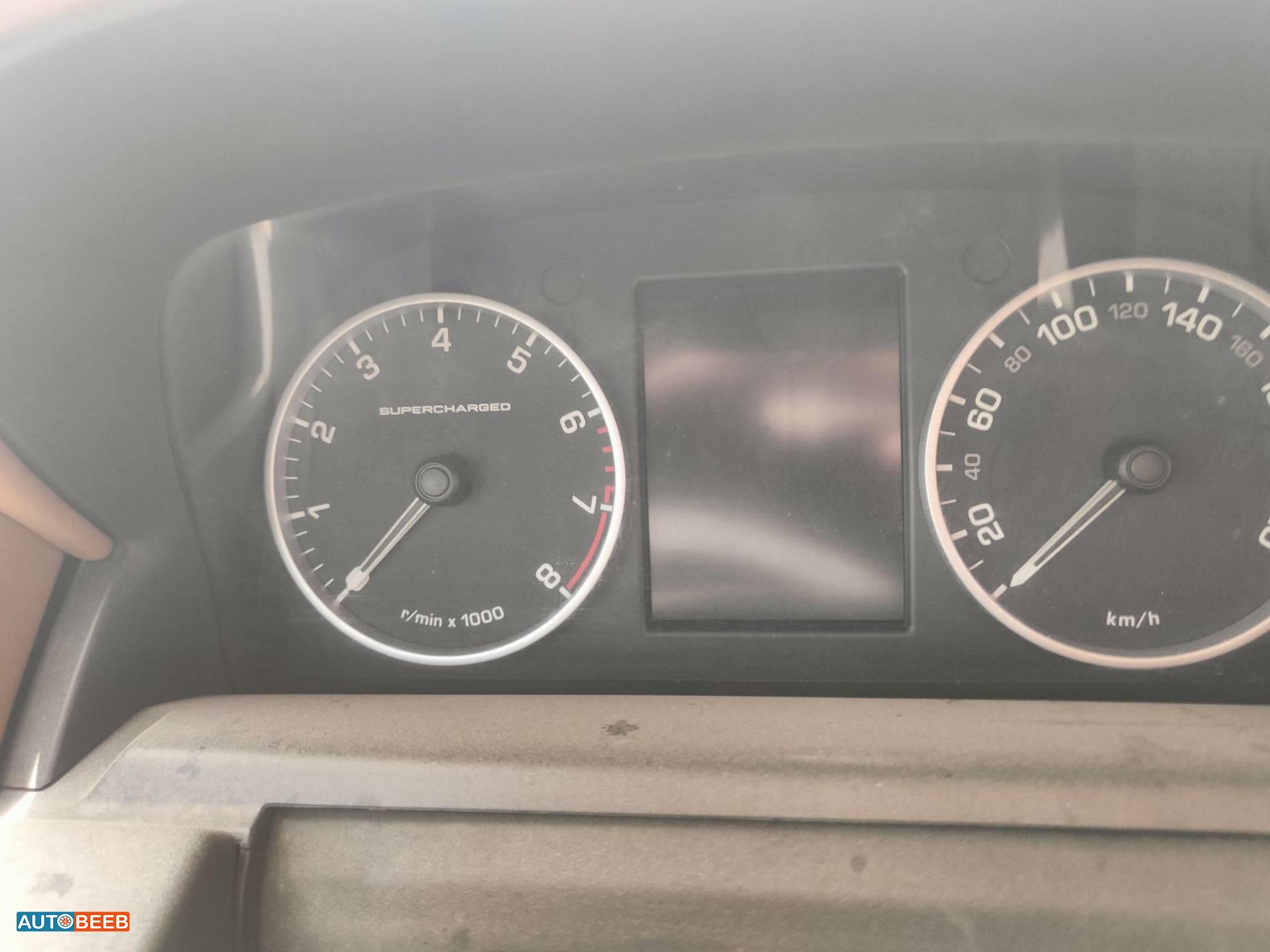 Cabin  Dashboard Land Rover Range Rover Sport