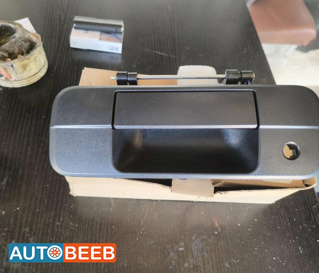 Body  Door Handle  Toyota Tundra