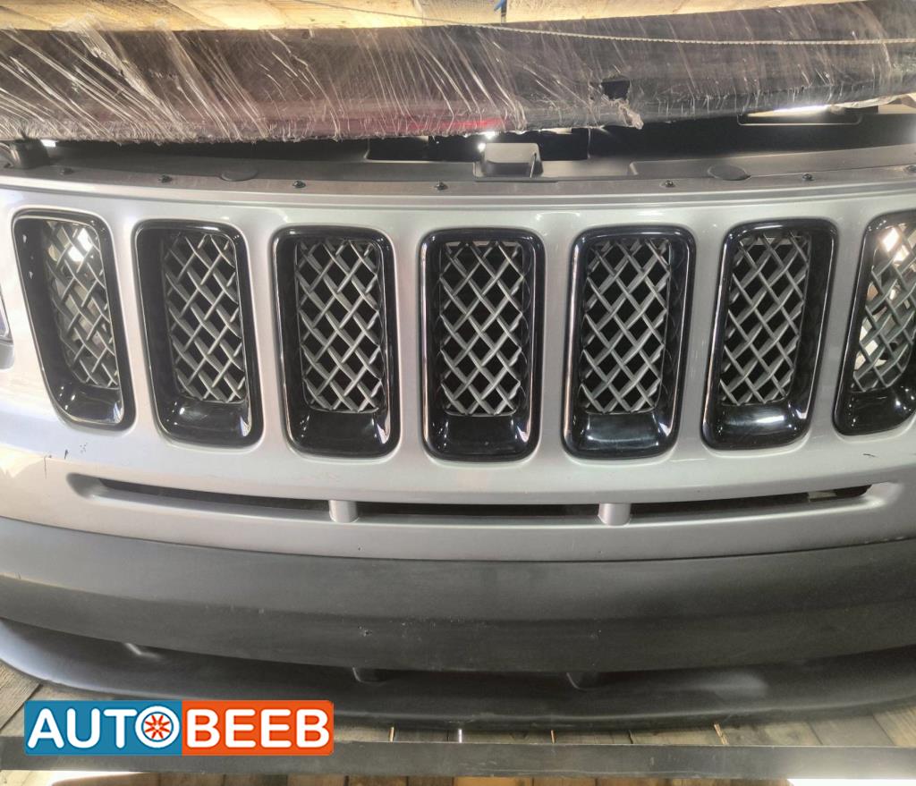 Body  Grilles Jeep Compass
