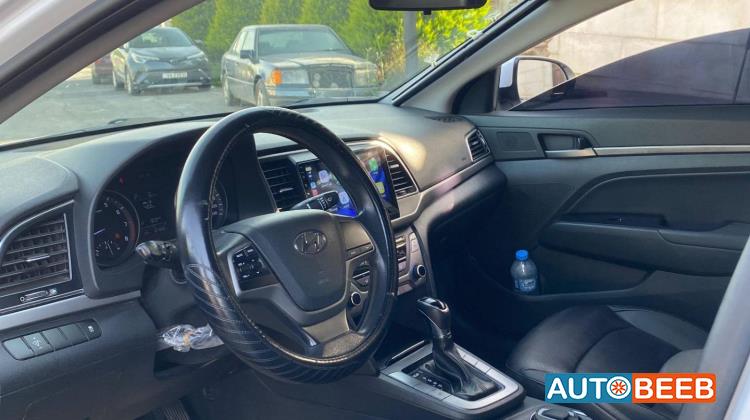 Hyundai Avante 2017