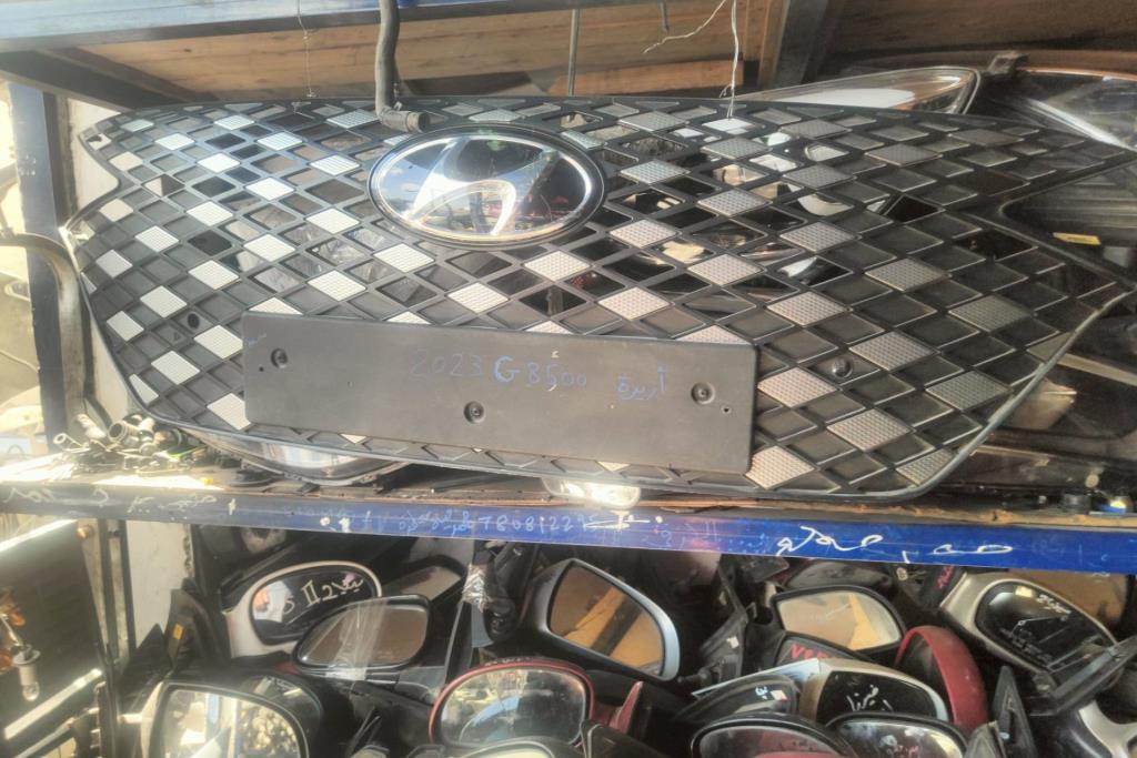 Body  Grilles Hyundai Azera