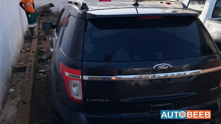 Ford Explorer 2011