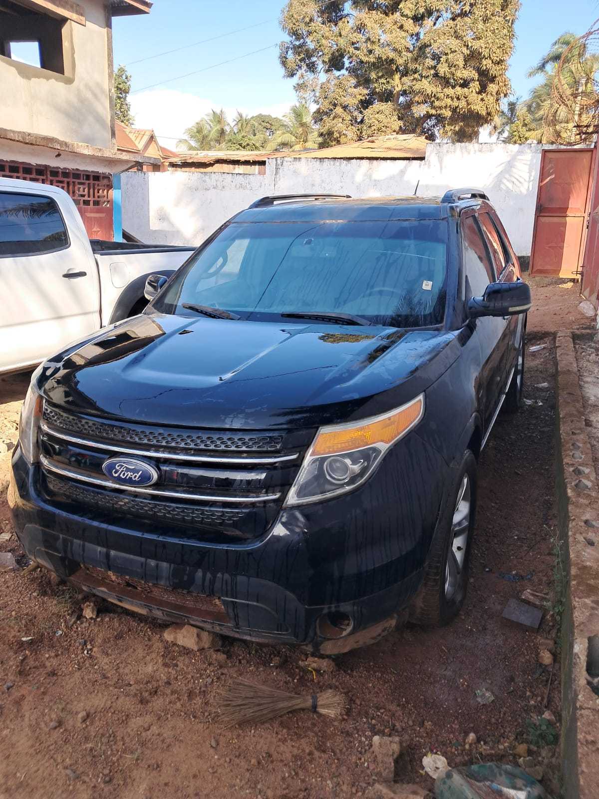 Ford Explorer 2011