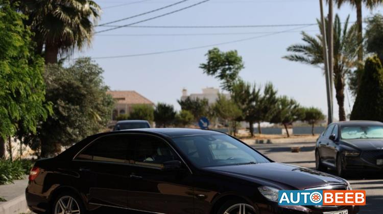 مرسيدس بنز E200 2013