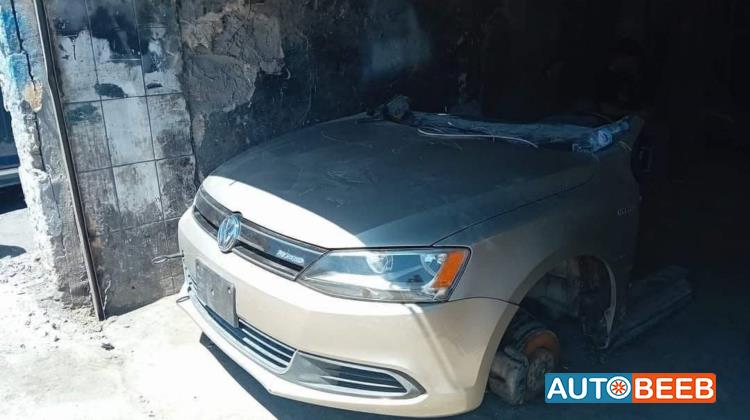 Body  Front clip Volkswagen Jetta