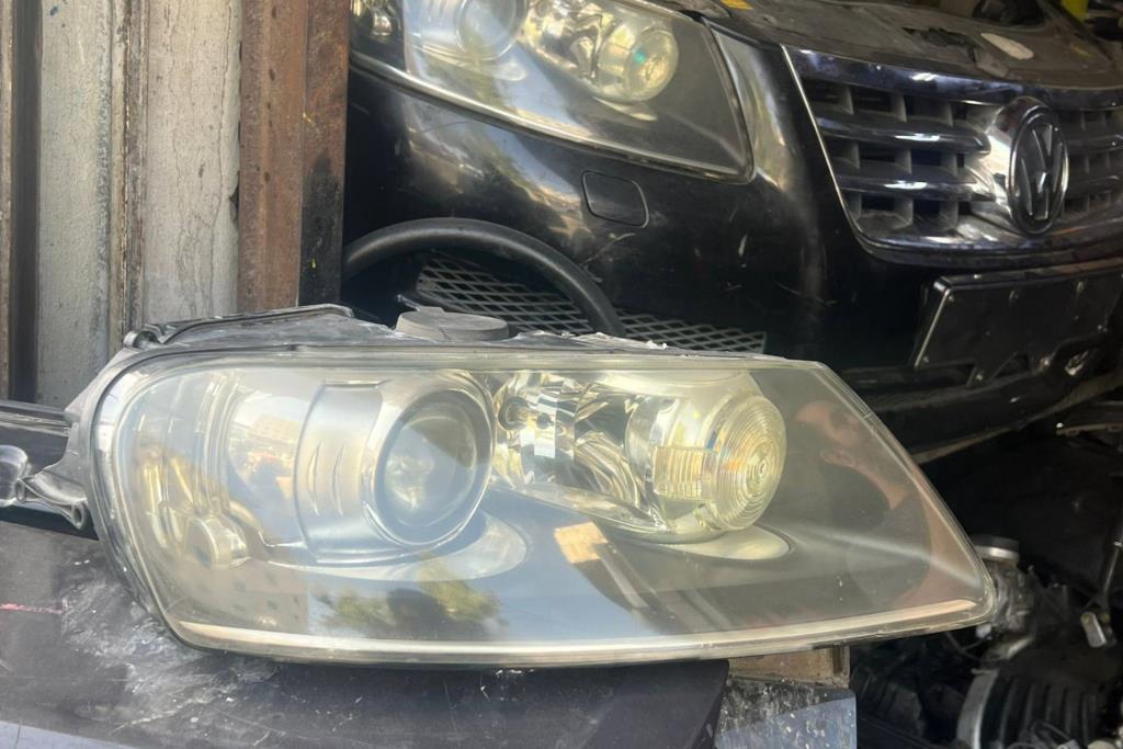 Lights Front light Volkswagen Touareg