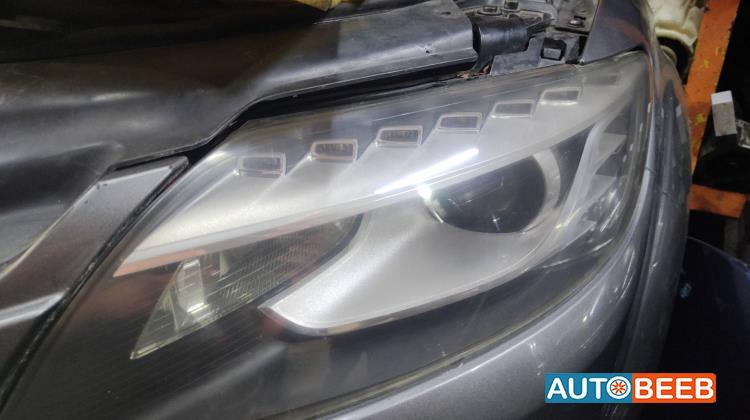 Lights Front light Audi Q7