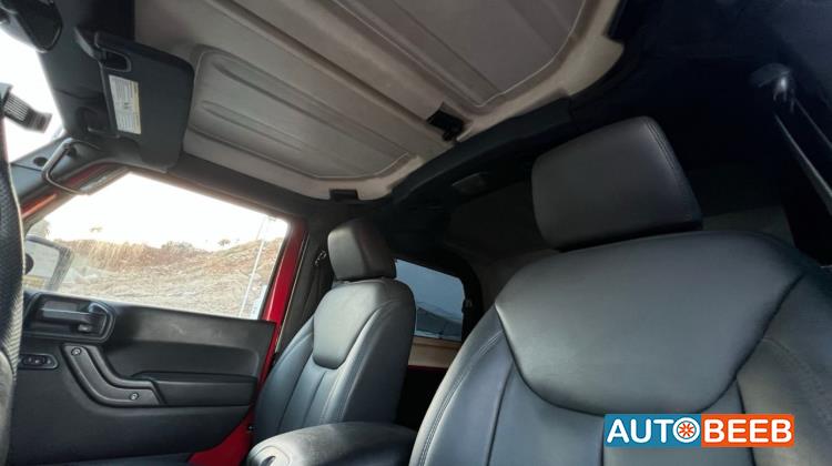 Jeep Wrangler 2011