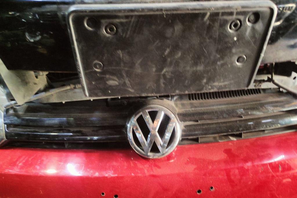 Body  Grilles Volkswagen Golf MK