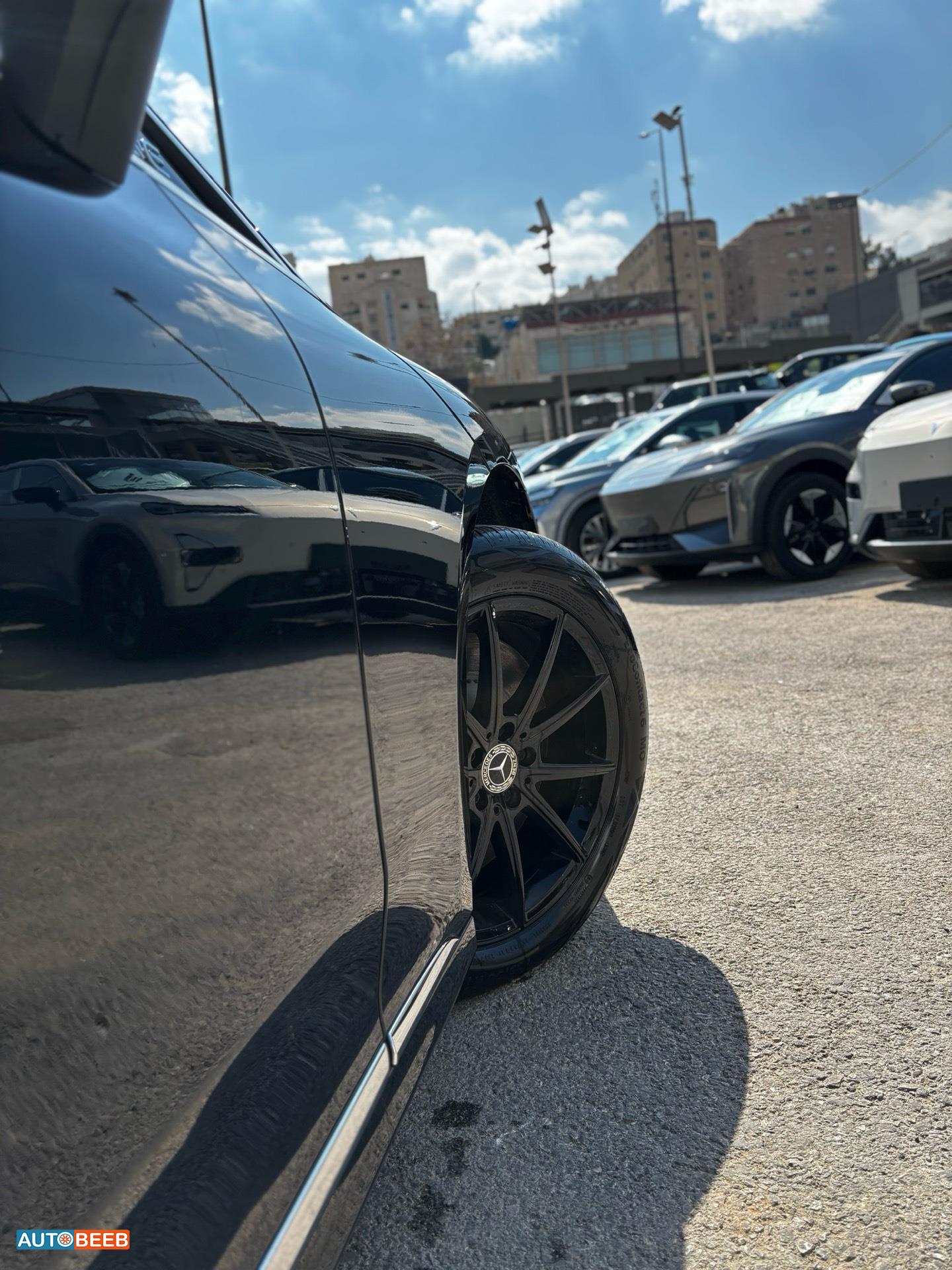 Mercedes Benz EQE350+ 2023