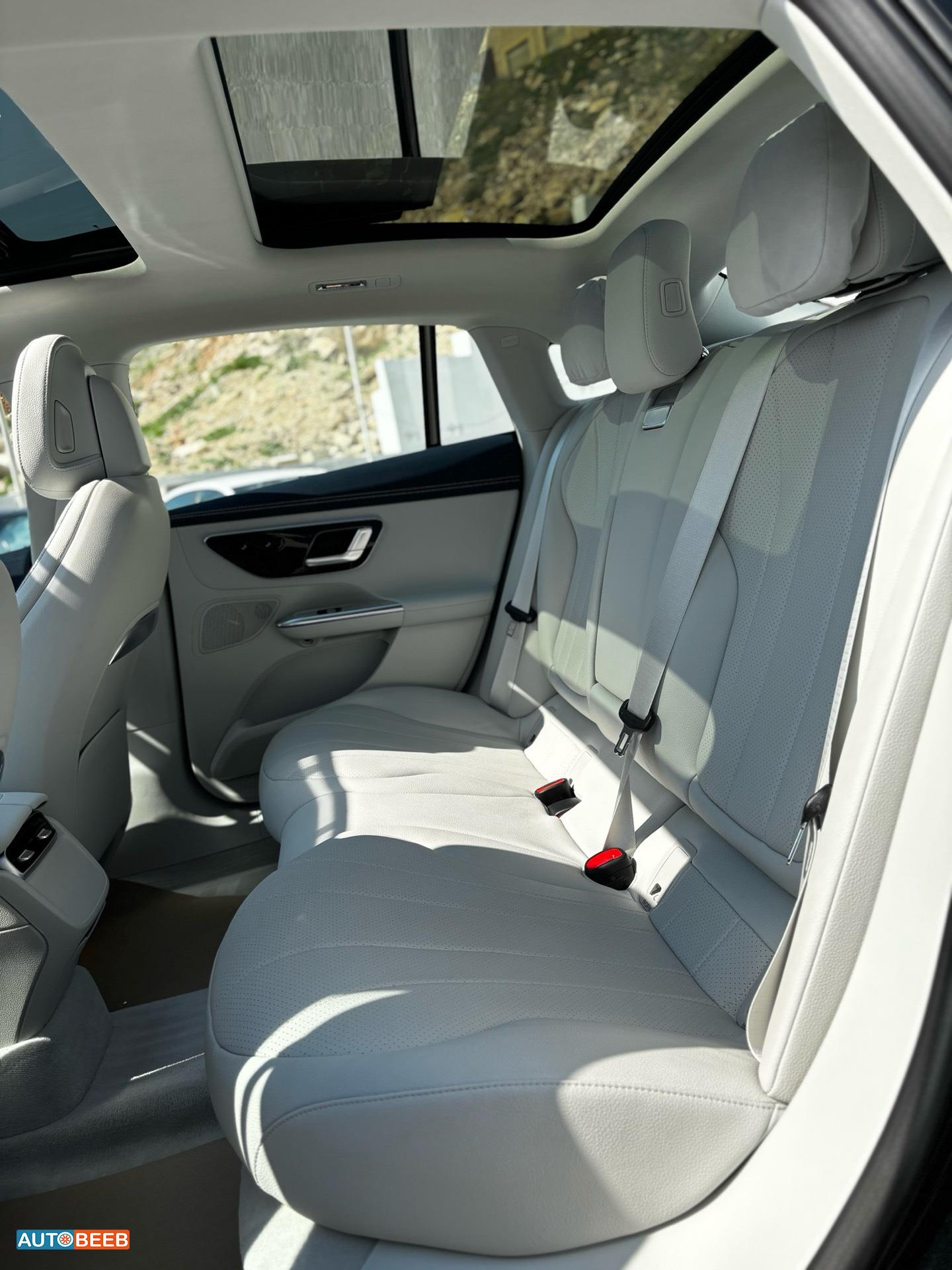 Mercedes Benz EQE350+ 2023