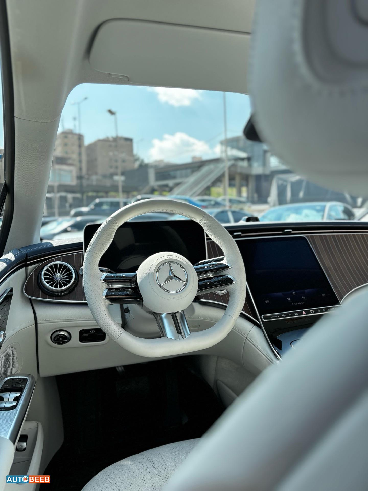 Mercedes Benz EQE350+ 2023