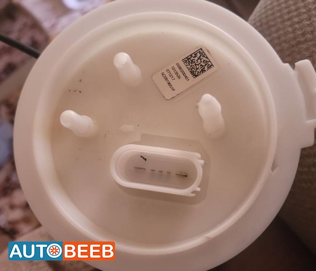 مروحه دفاية و مضخه بانزين فولكس فاجن جيتا  بحاله الجديد اصلي من الوكال