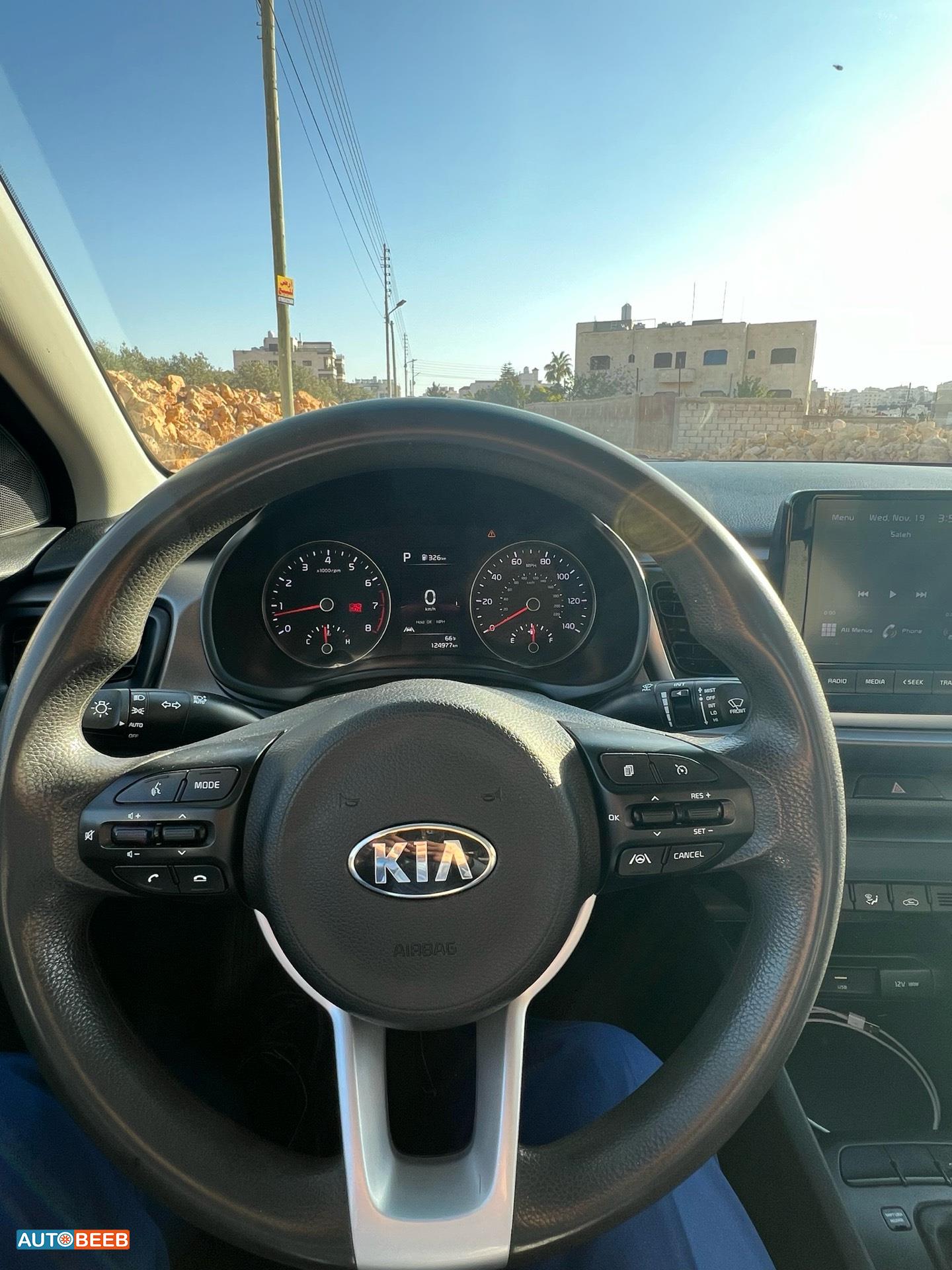 كيا ريو 2021
